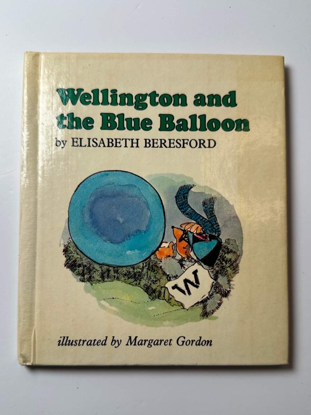 Vintage 1975 Wellington and the Blue Balloon Book - Picture 10 of 10